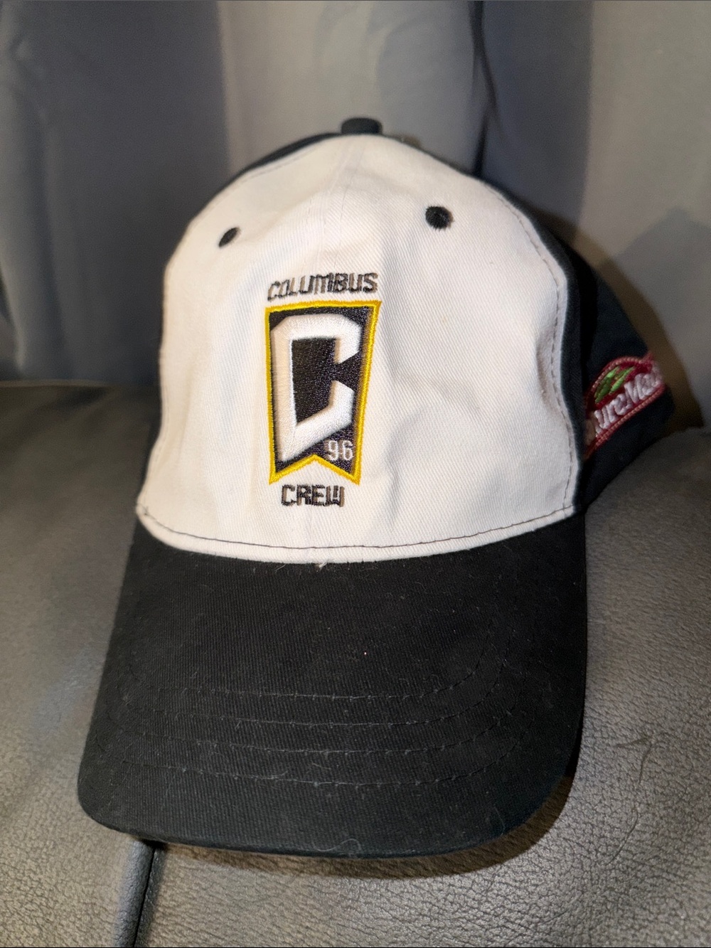 Columbus Crew MLS SOCCER Two-Tone Baseball Cap - White & Black